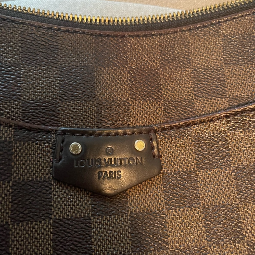 Authentic LV South Bank Besace